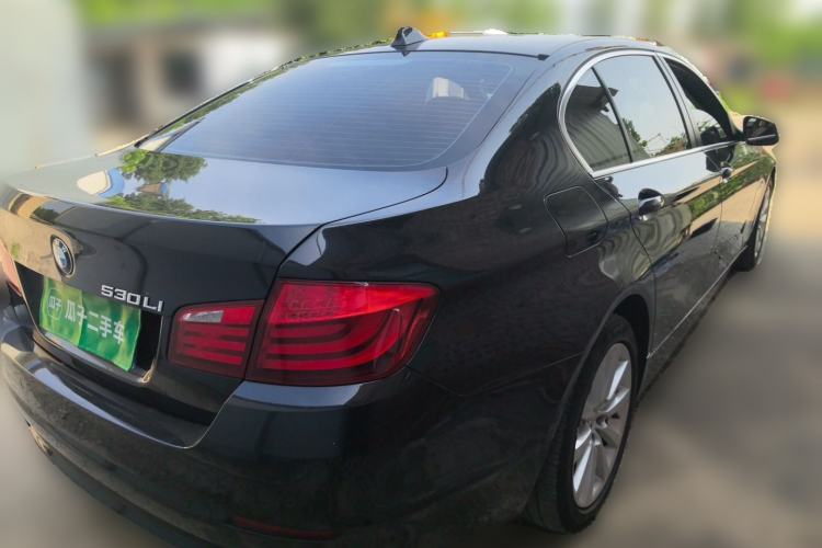 Used BMW 5 Series 2012 530Li Leading Model Rear Right 45 Deg