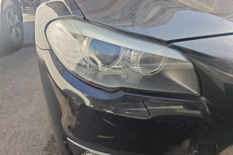 Used BMW 5 Series 2012 520Li Elegant Edition Right Front Headlight