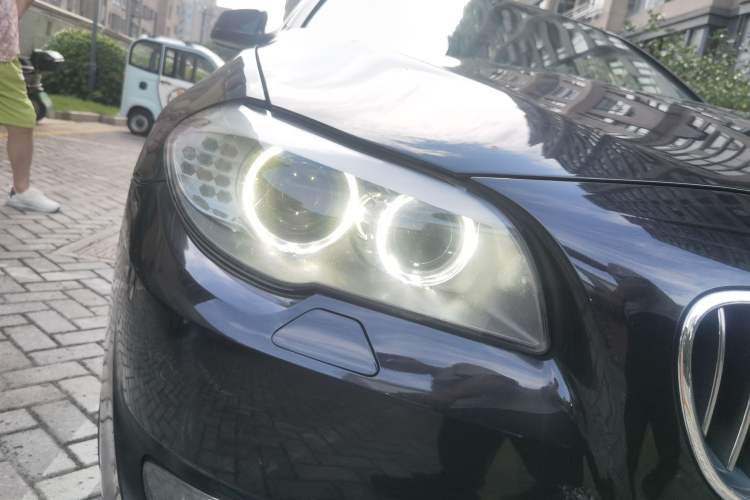 Used BMW 5 Series 2012 523Li Leading Model Right Front Headlight