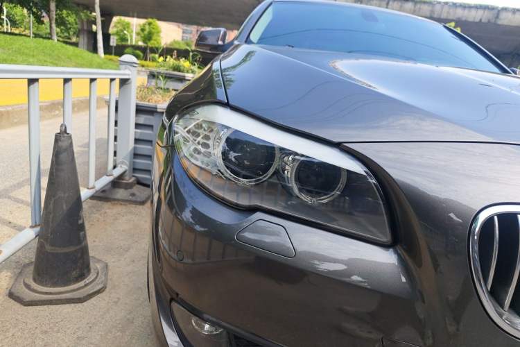 Used BMW 5 Series 2012 523Li Luxury Model Right Front Headlight