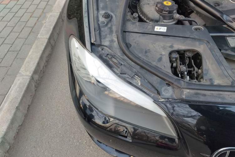 Used BMW 5 Series 2012 530i Sport Touring Right Front Headlight