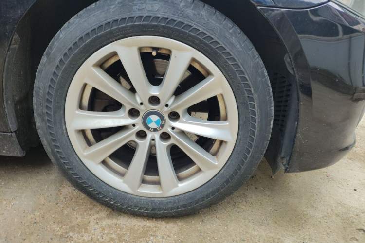 Used BMW 5 Series 2012 523Li Leading Model Right Front Wheel Hub