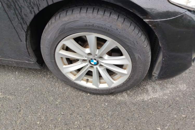 Used BMW 5 Series 2012 523Li Luxury Model Right Front Wheel Hub
