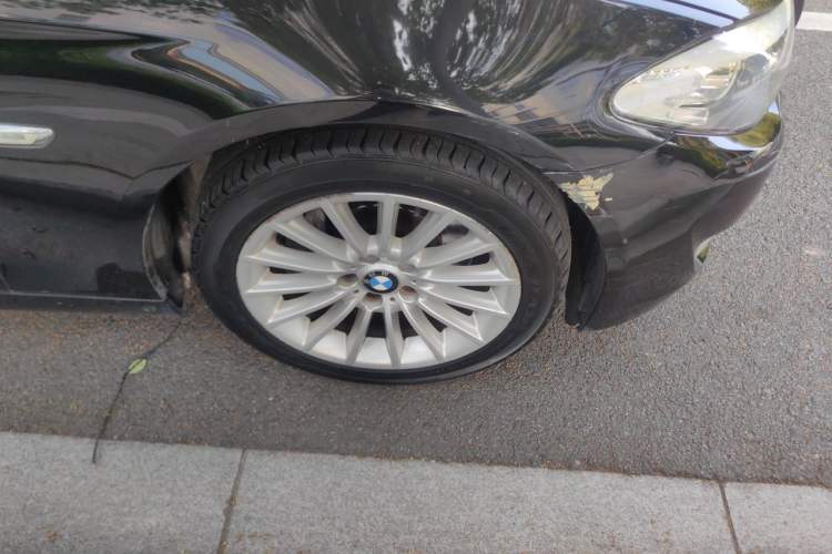 Used BMW 5 Series 2012 535Li Luxury Model Right Front Wheel Hub