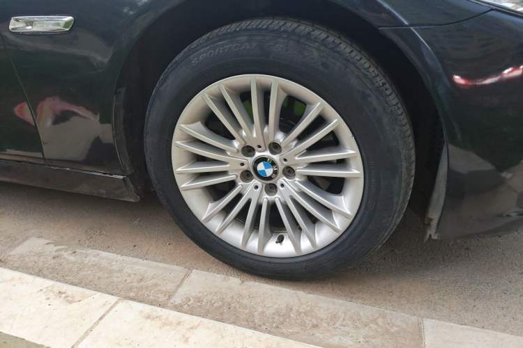 Used BMW 5 Series 2012 520i Elegant Edition Right Front Wheel Hub