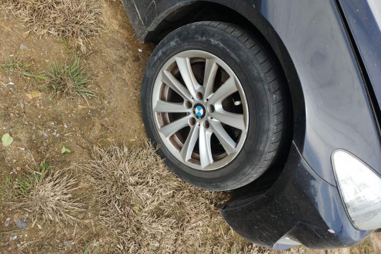 Used BMW 5 Series 2012 520i Elegant Edition Right Front Wheel Hub