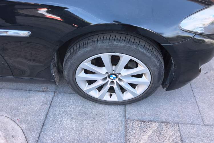 Used BMW 5 Series 2012 530Li Leading Model Right Front Wheel Hub