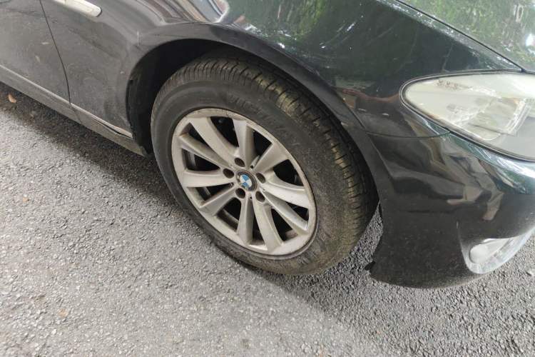 Used BMW 5 Series 2012 520Li Elegant Edition Right Front Wheel Hub