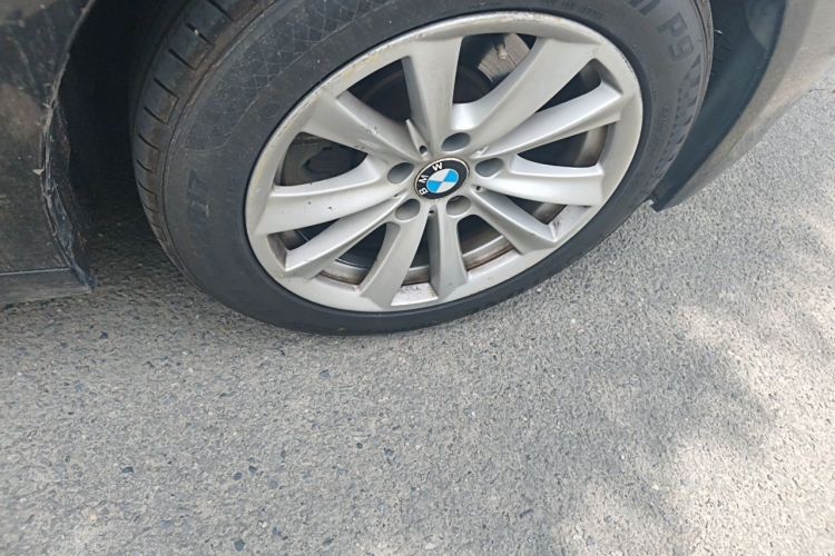Used BMW 5 Series 2012 523Li Leading Model Right Front Wheel Hub