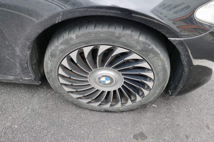Used BMW 5 Series 2012 535Li Leading Model Right Front Wheel Hub