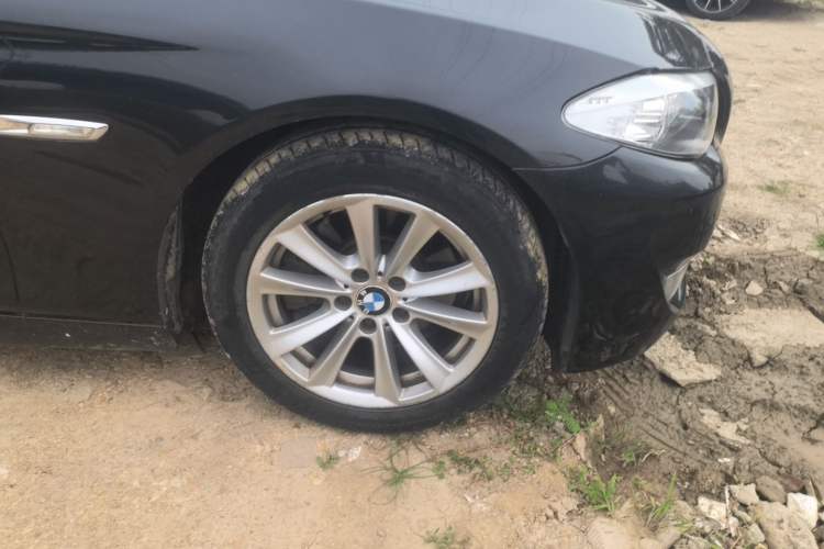 Used BMW 5 Series 2012 523Li Leading Model Right Front Wheel Hub