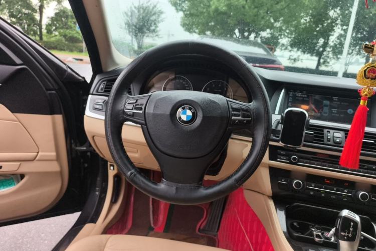 Used BMW 5 Series 2012 523Li Leading Model Steering Wheel