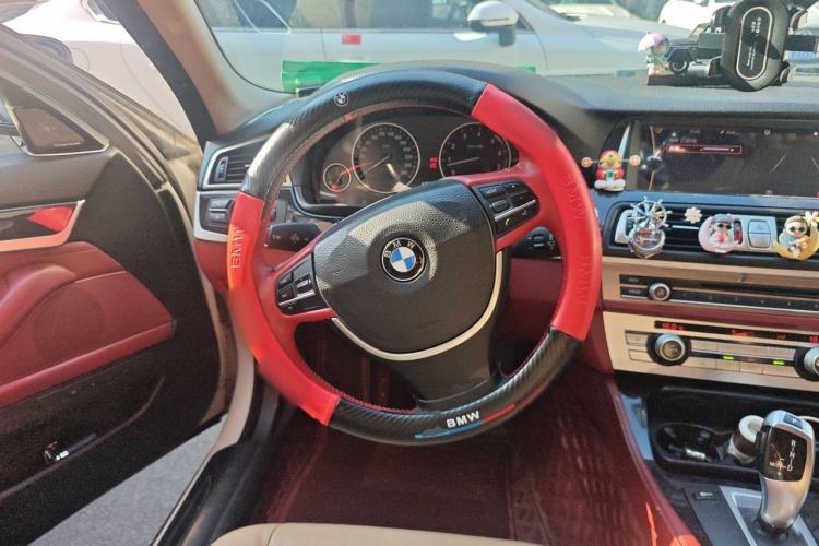 Used BMW 5 Series 2012 520Li Elegant Edition Steering Wheel