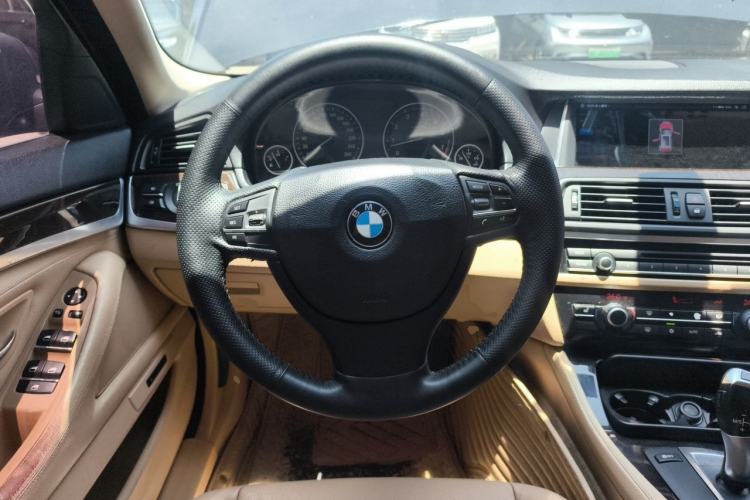 Used BMW 5 Series 2012 523Li Leading Model Steering Wheel