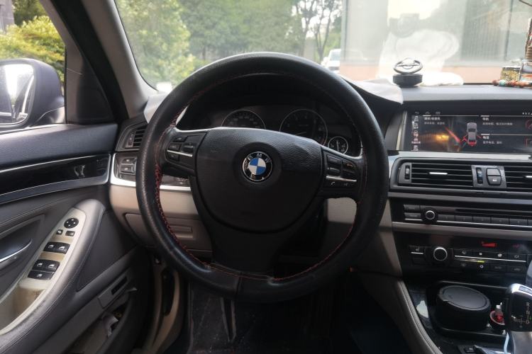 Used BMW 5 Series 2012 523Li Leading Model Steering Wheel