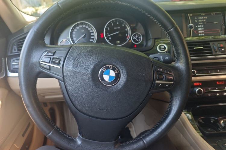 Used BMW 5 Series 2012 520Li Elegant Edition Steering Wheel