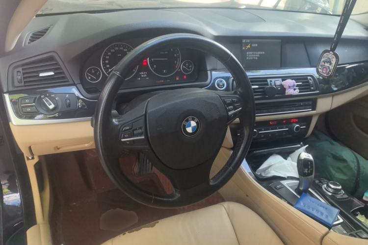 Used BMW 5 Series 2012 520Li Elegant Edition Steering Wheel
