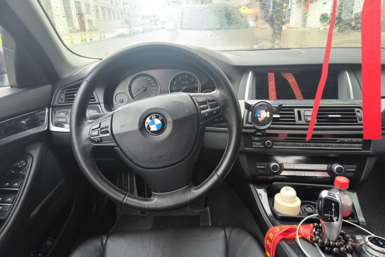 Used BMW 5 Series 2012 520Li Elegant Edition Steering Wheel