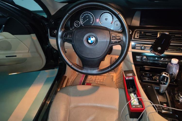 Used BMW 5 Series 2012 523Li Luxury Model Steering Wheel