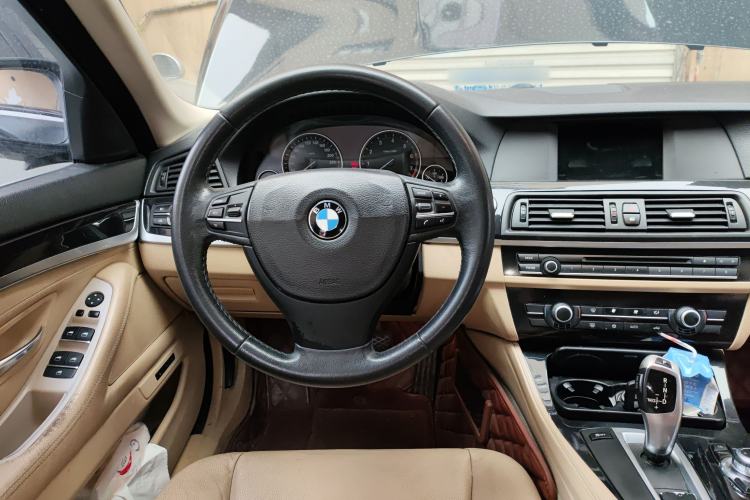 Used BMW 5 Series 2012 520Li Elegant Edition Steering Wheel