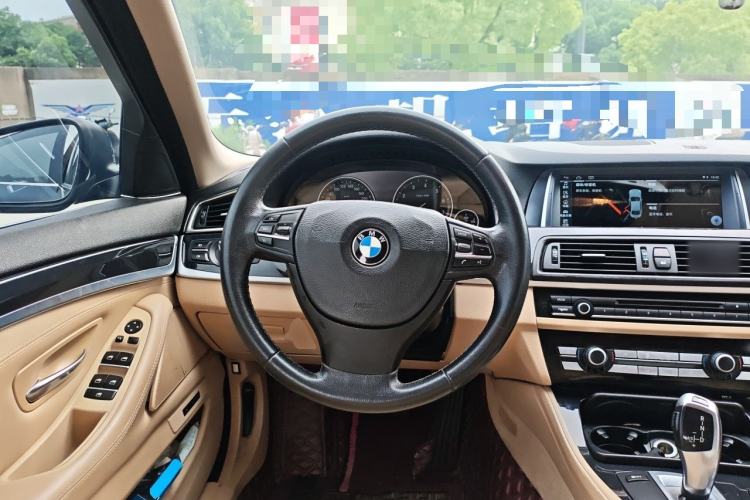 Used BMW 5 Series 2012 520Li Elegant Edition Steering Wheel
