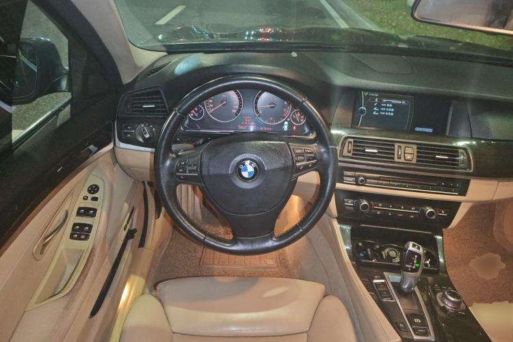 Used BMW 5 Series 2012 530Li Luxury Model Steering Wheel