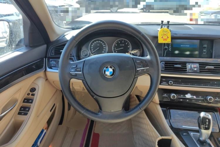 Used BMW 5 Series 2012 523Li Luxury Model Steering Wheel