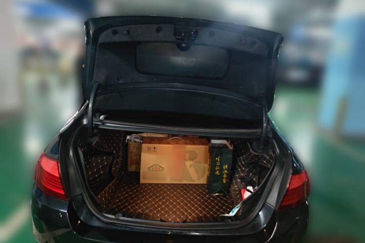 Used BMW 5 Series 2012 520Li Elegant Edition Trunk