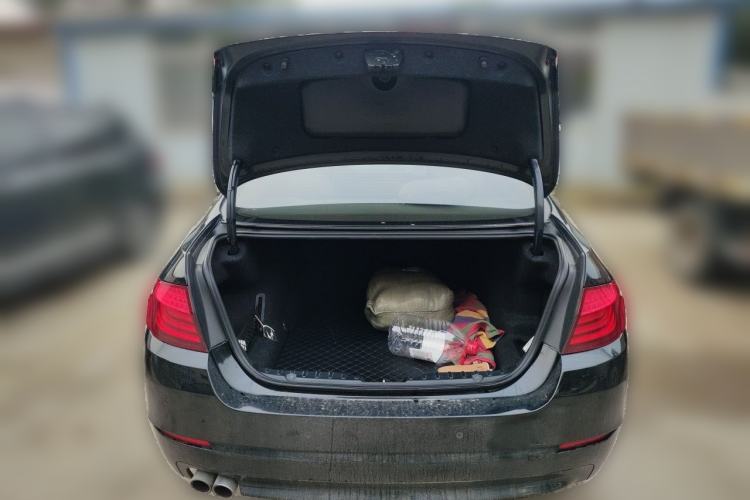 Used BMW 5 Series 2012 523Li Leading Model Trunk
