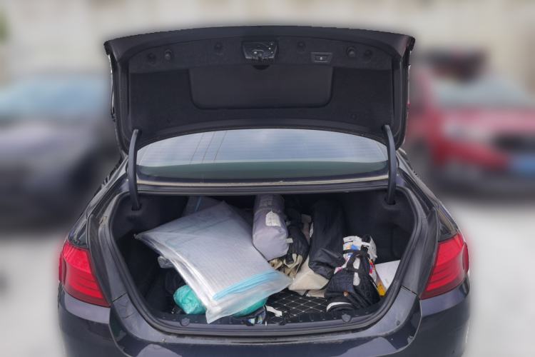 Used BMW 5 Series 2012 535Li Leading Model Trunk