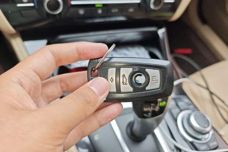 Used BMW 5 Series 2012 523Li Luxury Model Vehicle Key