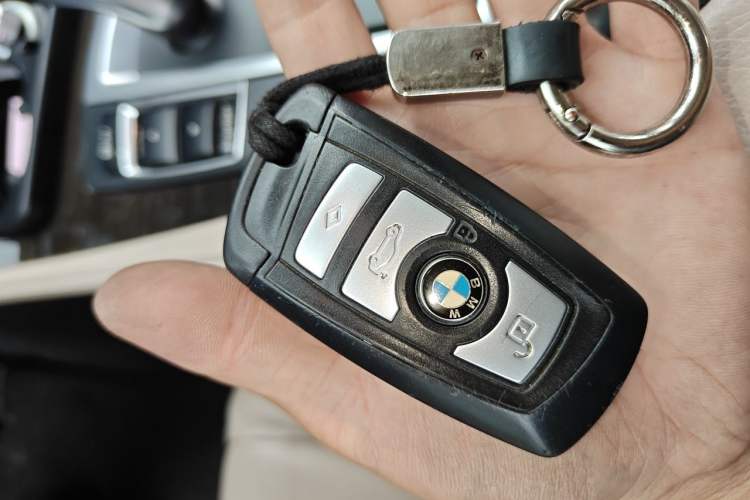 Used BMW 5 Series 2012 530Li Leading Model Vehicle Key