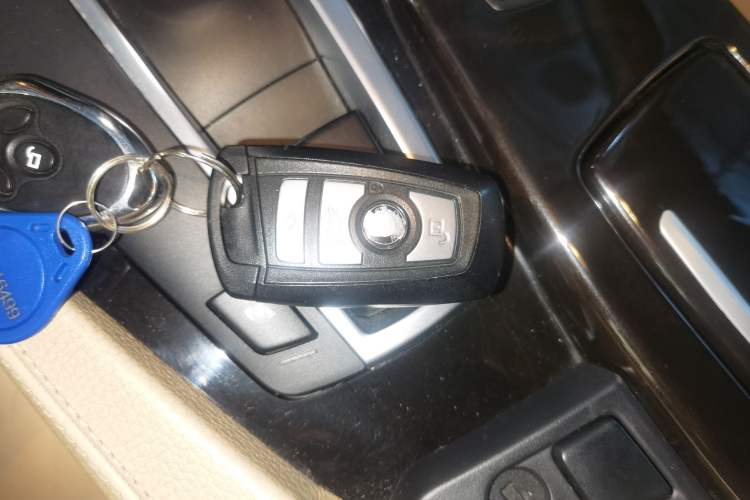 Used BMW 5 Series 2012 523Li Luxury Model Vehicle Key