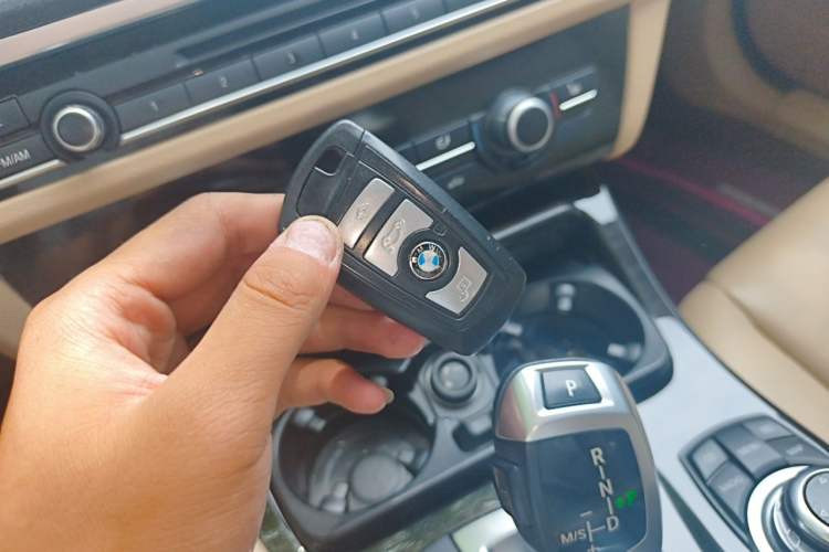 Used BMW 5 Series 2012 523Li Leading Model Vehicle Key