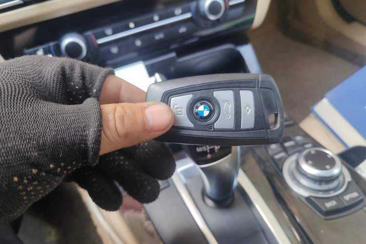 Used BMW 5 Series 2012 523Li Luxury Model Vehicle Key