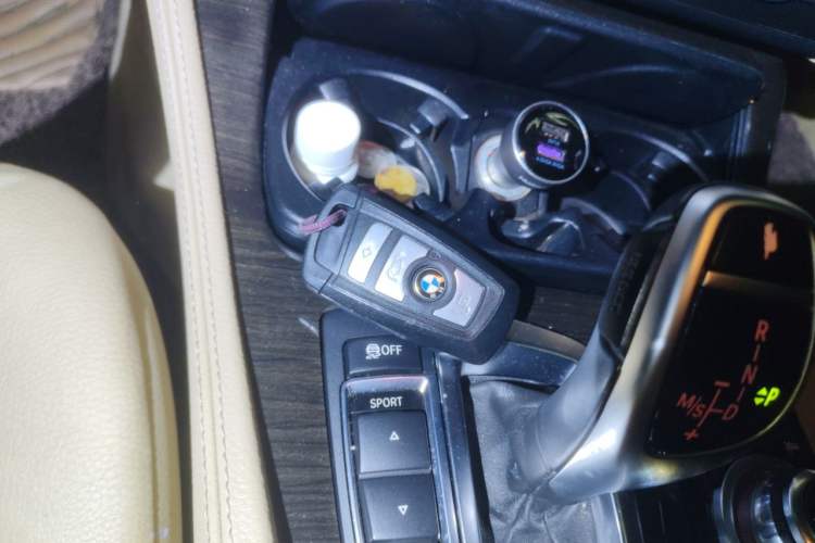 Used BMW 5 Series 2012 535Li Leading Model Vehicle Key