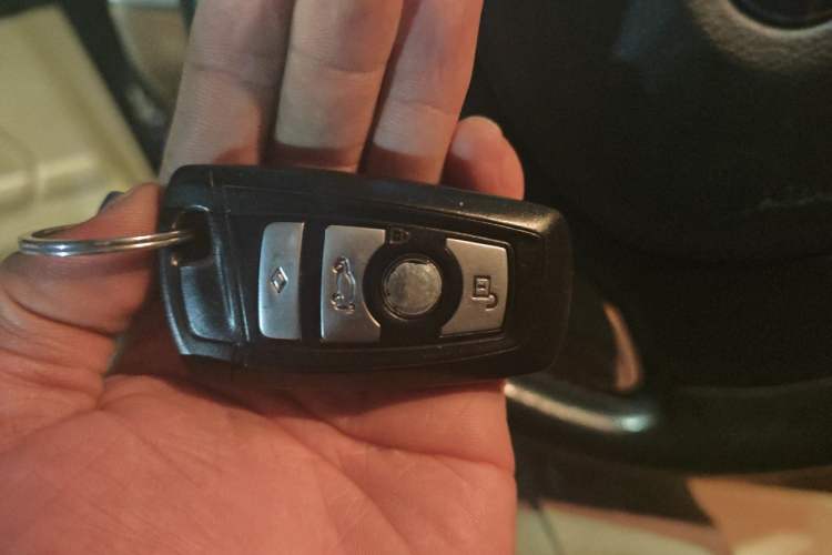 Used BMW 5 Series 2012 530Li Luxury Model Vehicle Key