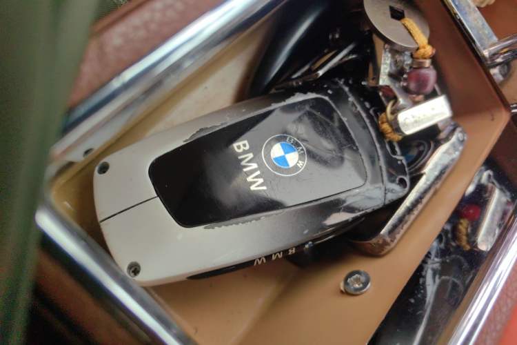 Used BMW 5 Series 2012 530Li Luxury Model Vehicle Key