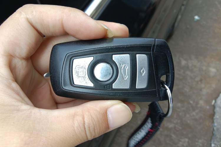 Used BMW 5 Series 2012 523Li Luxury Model Vehicle Key