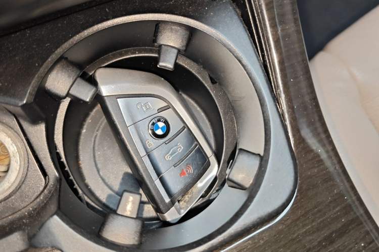 Used BMW 5 Series 2012 530Li Leading Model Vehicle Key