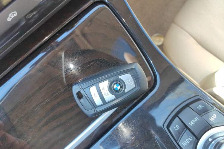 Used BMW 5 Series 2012 523Li Luxury Model Vehicle Key