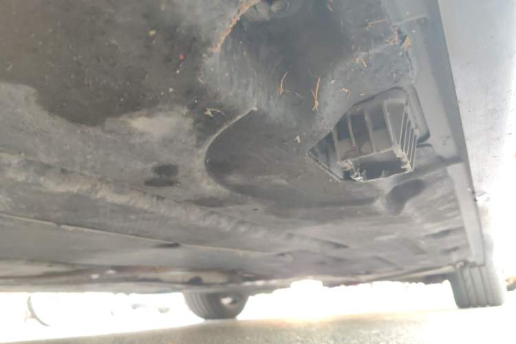 Used BMW 5 Series 2012 530i Sport Touring Chassis Front Left