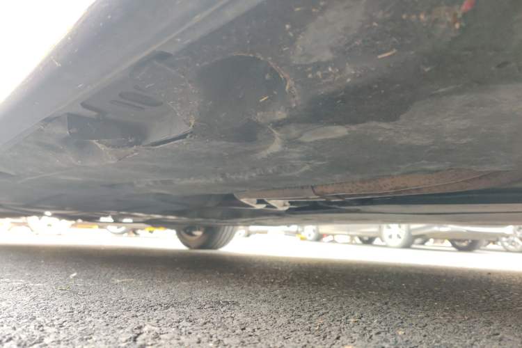 Used BMW 5 Series 2012 530i Sport Touring Chassis Front Right