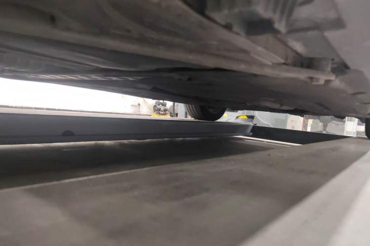 Used BMW 5 Series 2012 530i Sport Touring Chassis Rear Right
