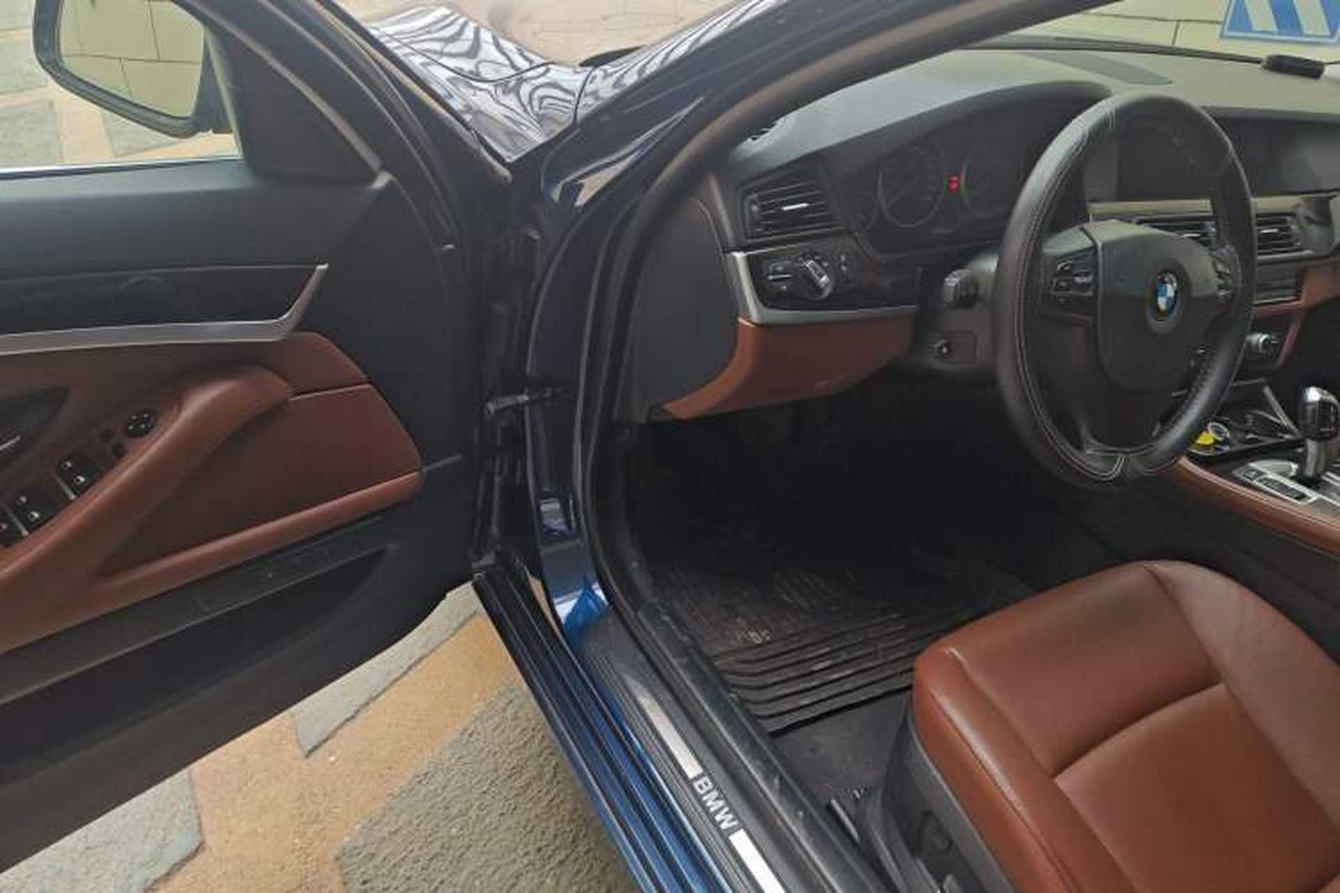 Used BMW 5 Series 2012 530i Sport Touring Driver Seat
