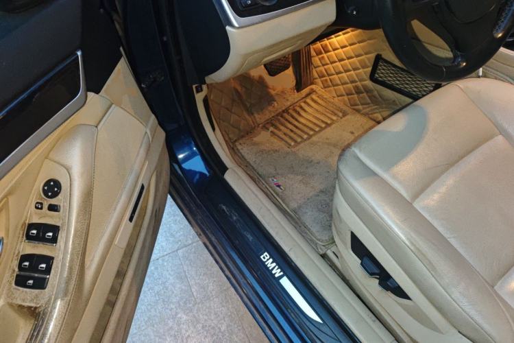 Used BMW 5 Series 2012 530i Sport Touring Driver Seat