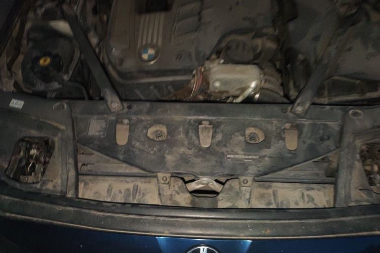 Used BMW 5 Series 2012 530i Sport Touring Engine Bay