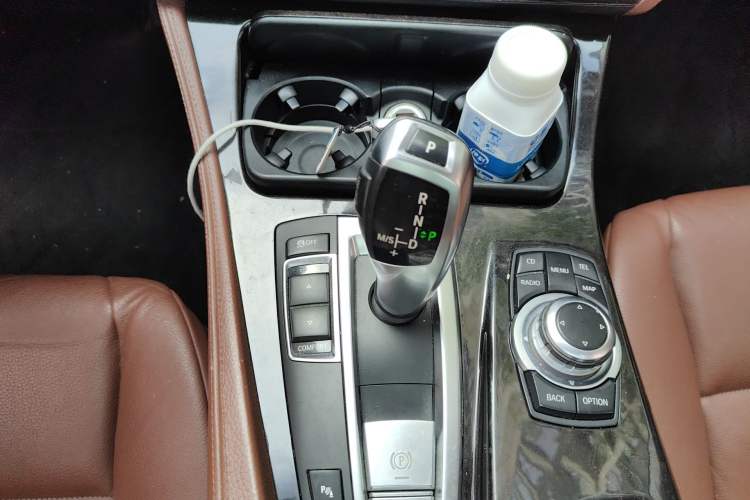 Used BMW 5 Series 2012 530i Sport Touring Gear Lever