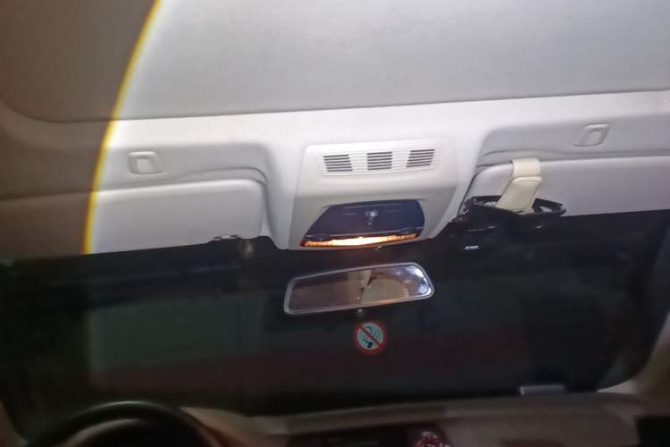 Used BMW 5 Series 2012 523Li Leading Model Headliner