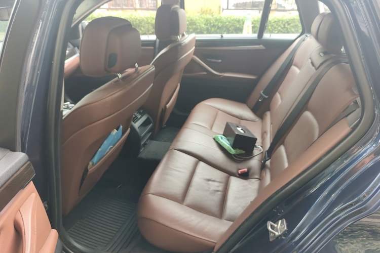 Used BMW 5 Series 2012 530i Sport Touring Left Rear Seat